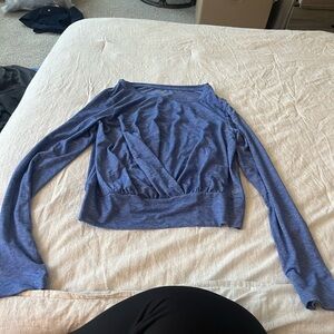 GAP fit Women's Heather Blue Long Sleeve thin workowe Tee